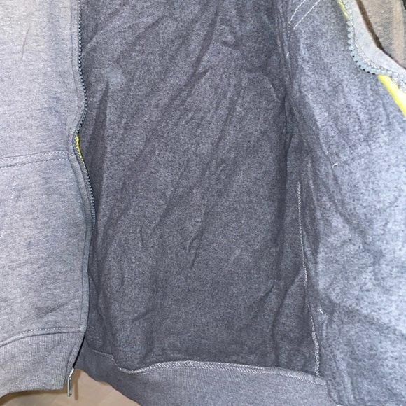 IZOD - Picture 5 of 9